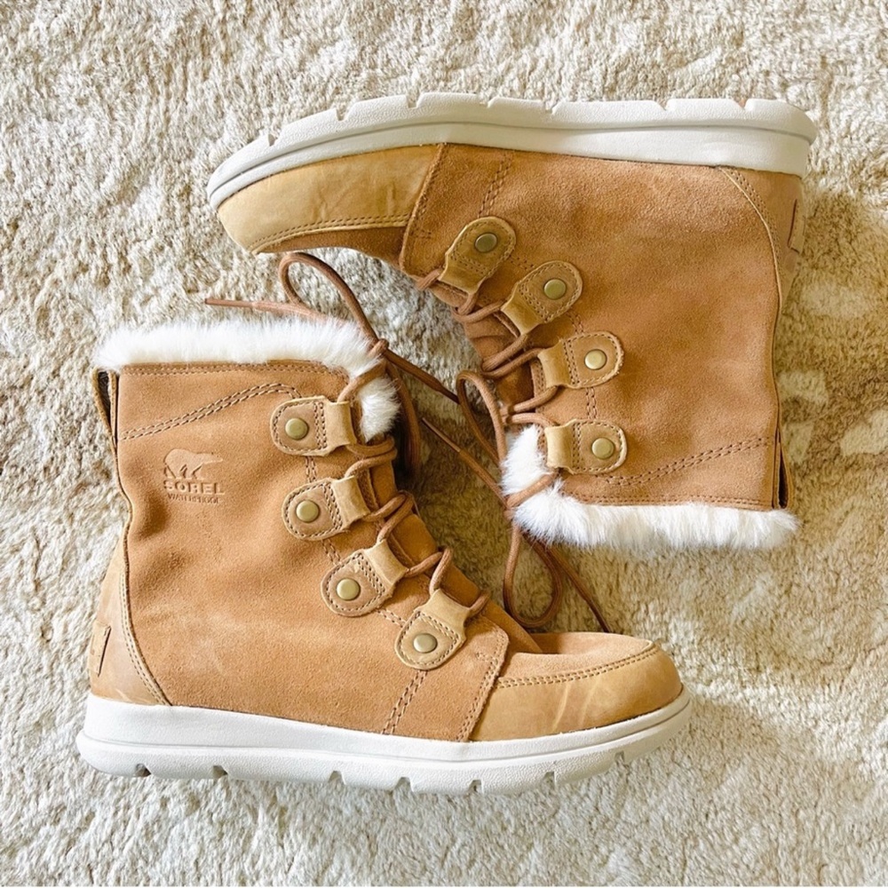 Sorel Explorer Joan Winter Boot Suede, Faux Fur, Fleece Lined Tan Size 9 - Picture 1 of 12